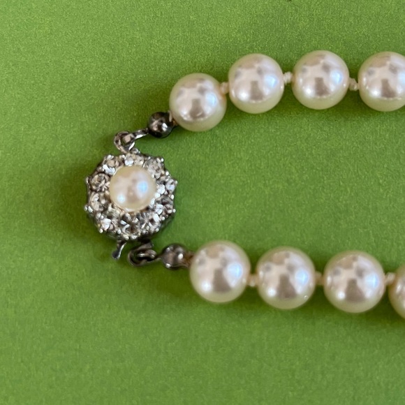 Jewelry Vintage Glass Pearls Creamy Ivory Poshmark